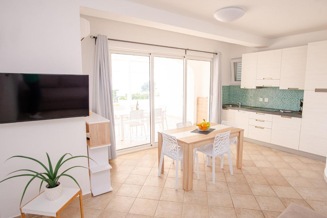 Exclusive Seaside Dream Apartments Murter Extérieur photo
